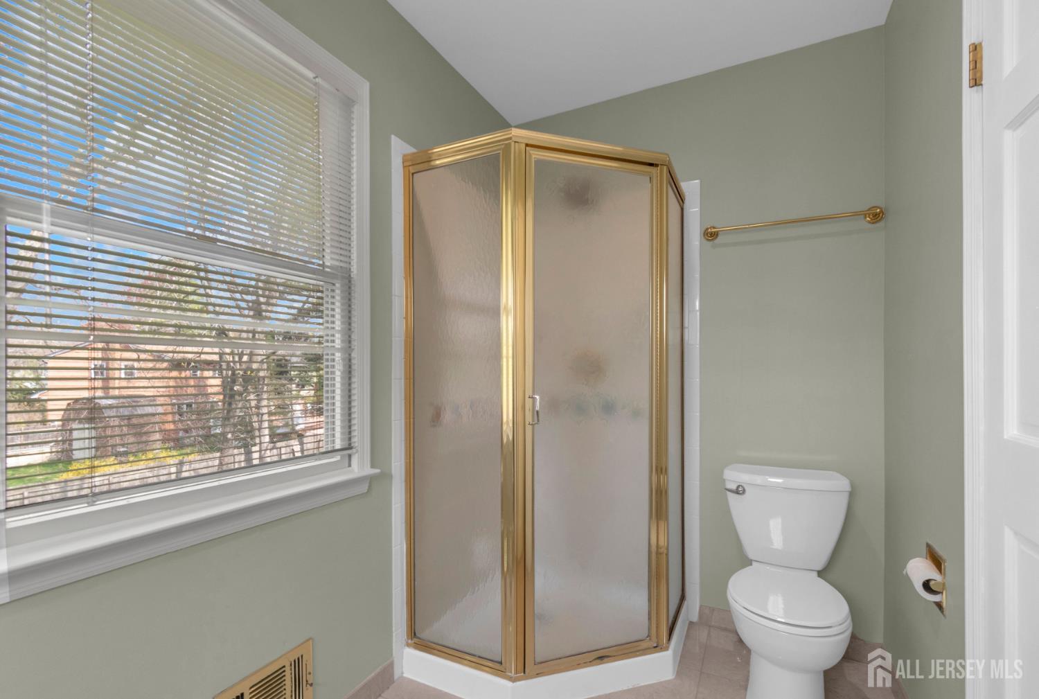 27 Oakland, Old Bridge, NJ, 08857