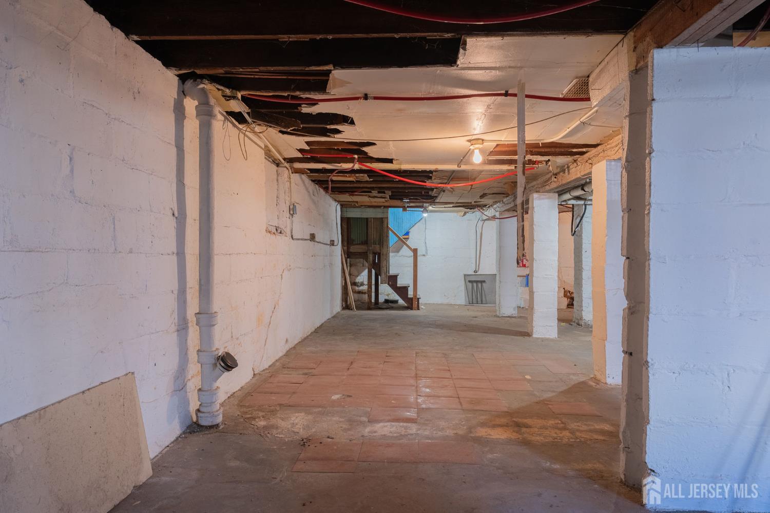 211 N 13th, Newark, NJ, 07107