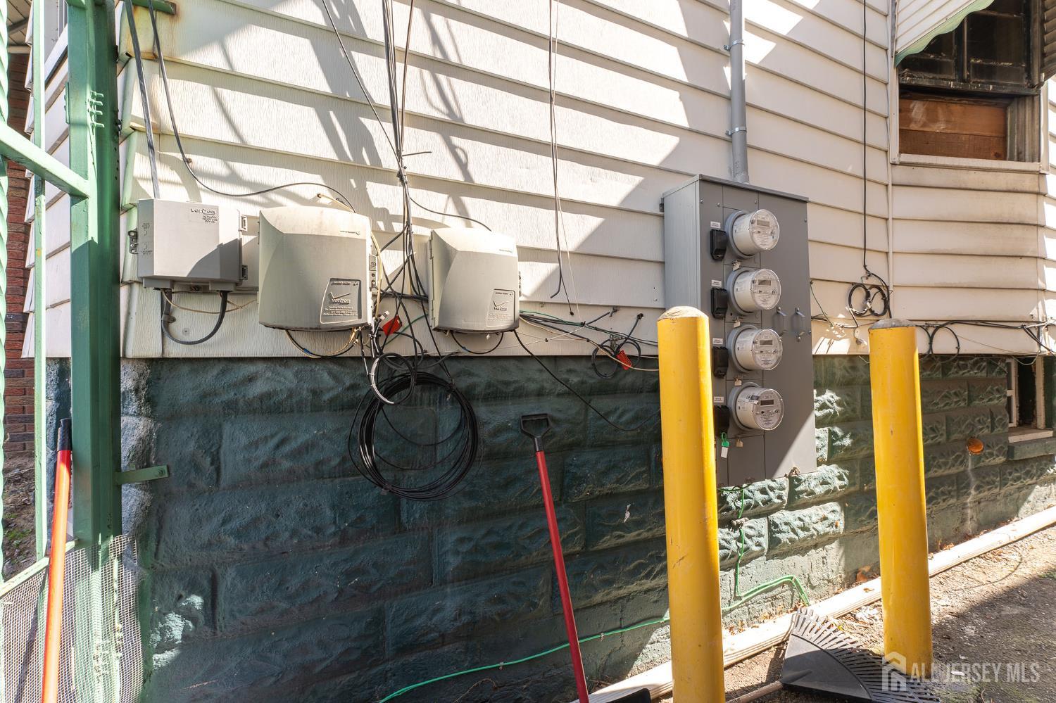 211 N 13th, Newark, NJ, 07107