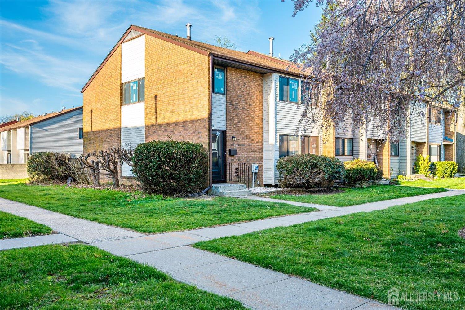 203 Canterbury, East Windsor, NJ, 08520