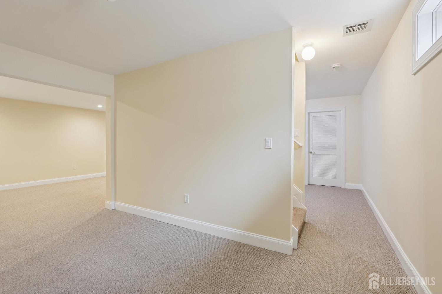 32 Cinder UNIT 3, Edison, NJ, 08820