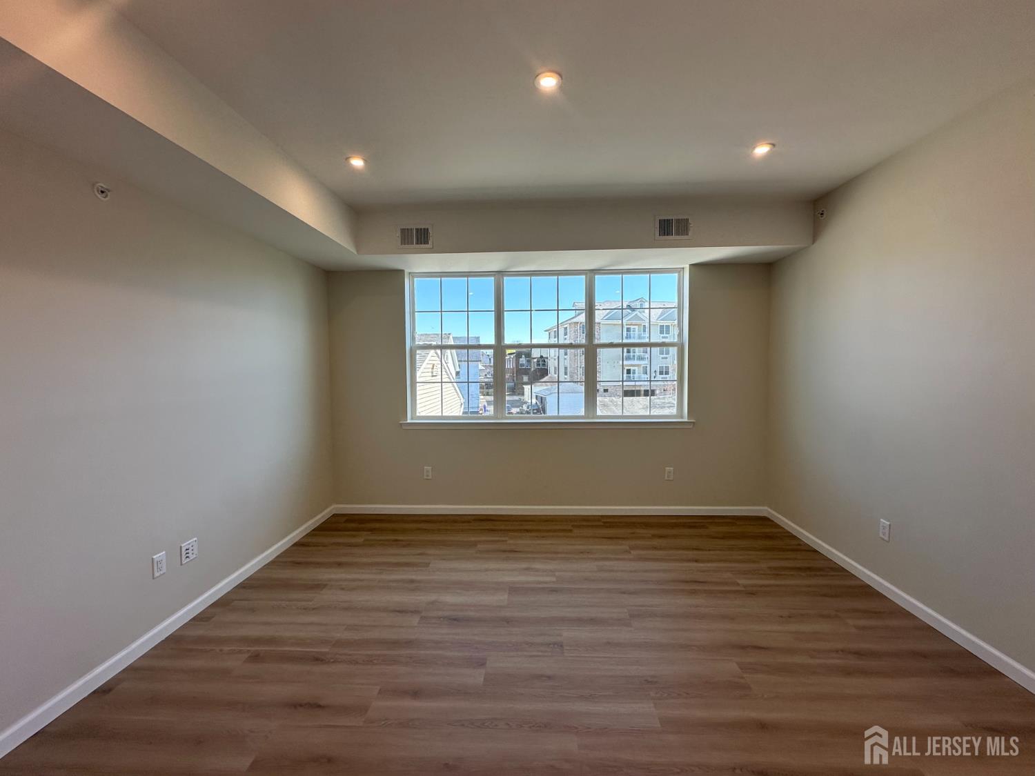 88 Louis UNIT 5, New Brunswick, NJ, 08901