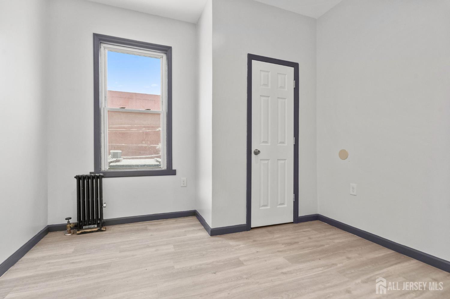 211 N 13th, Newark, NJ, 07107