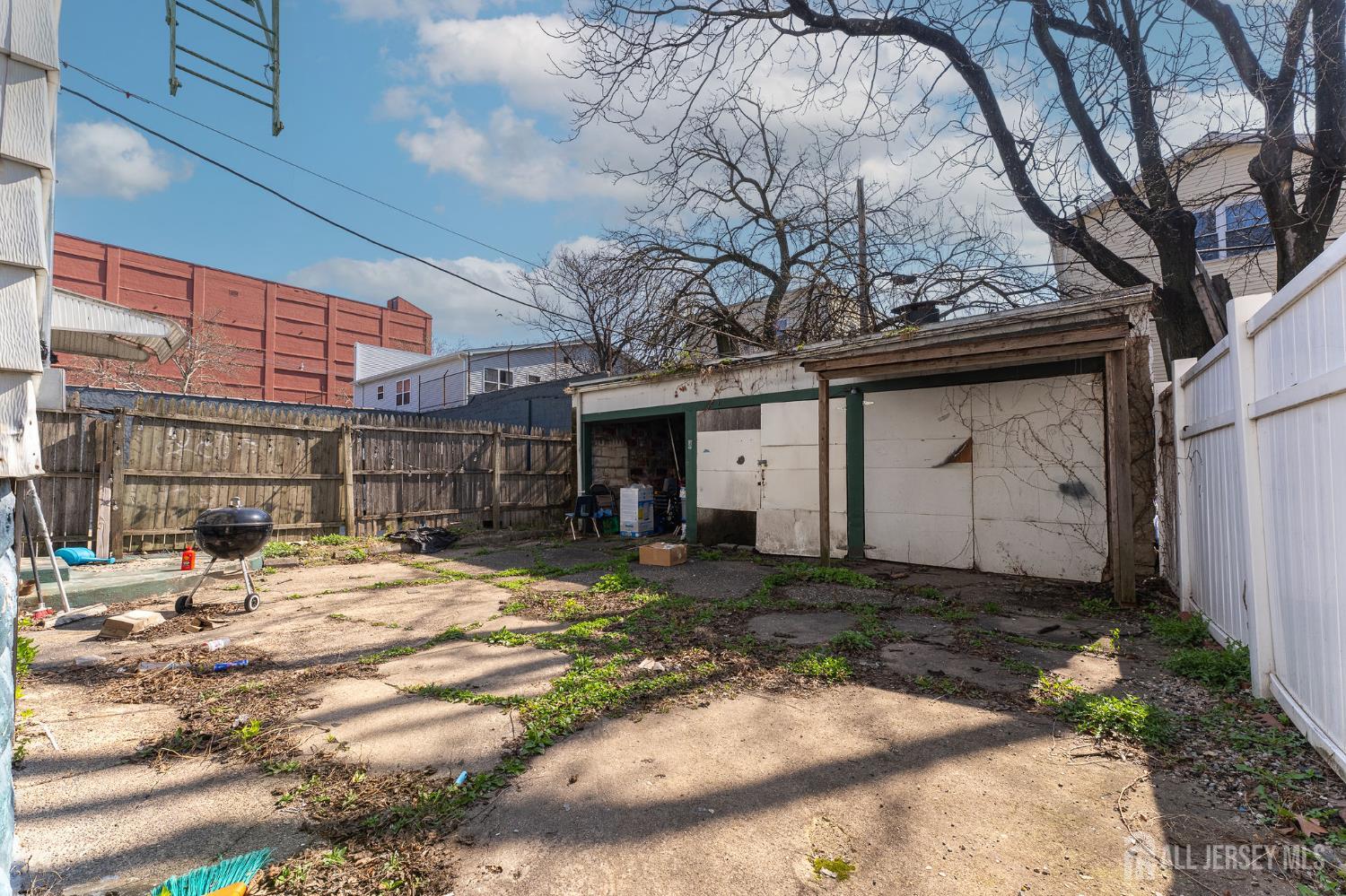 211 N 13th, Newark, NJ, 07107