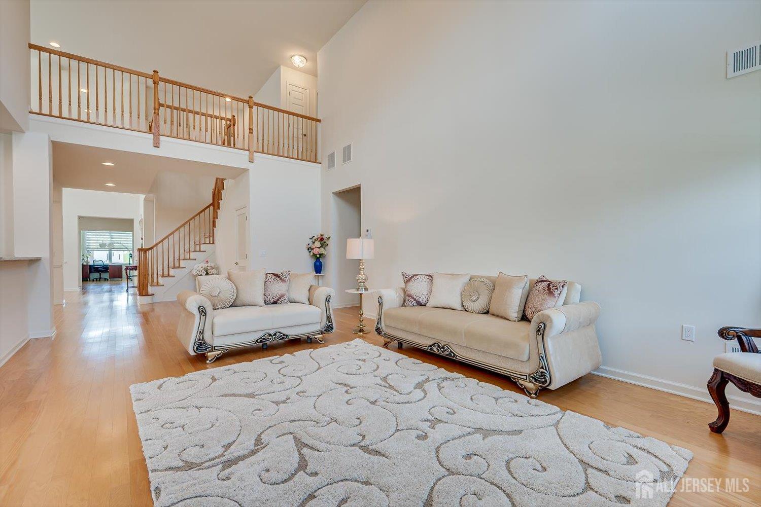 15 Potter, Hillsborough, NJ, 08844