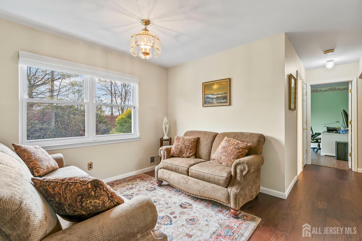 41 Rodak, Edison, NJ, 08817