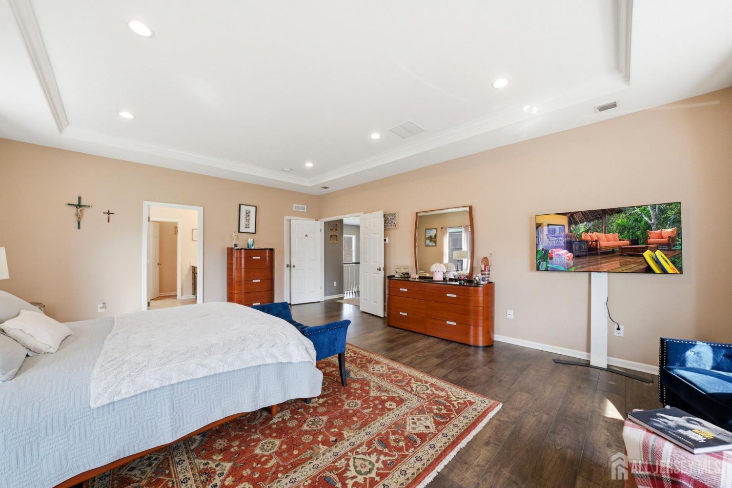 5 E Bock, East Brunswick, NJ, 08816