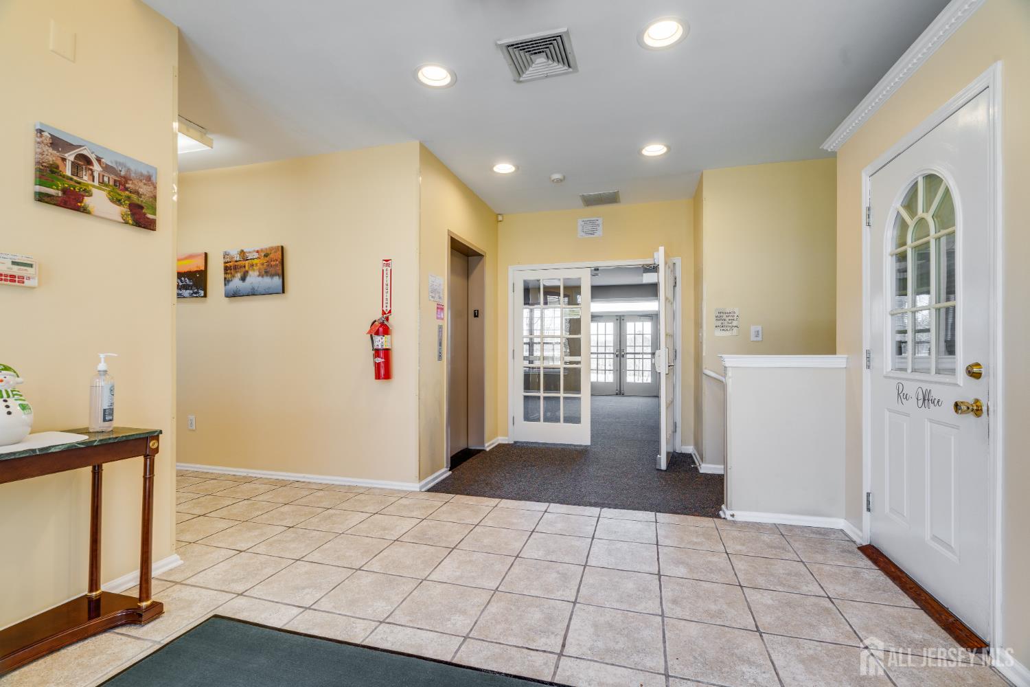 103 Creststone, South Brunswick, NJ, 08540