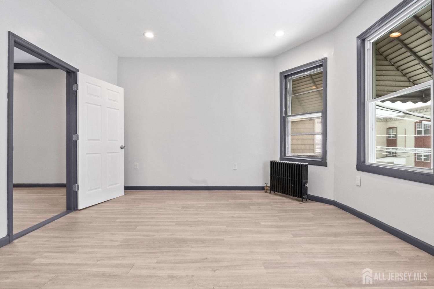 211 N 13th, Newark, NJ, 07107