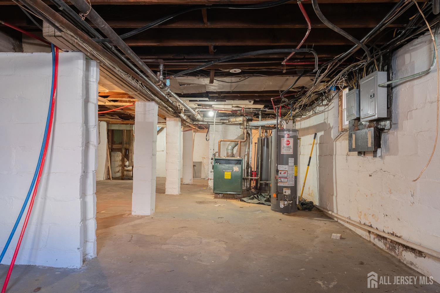 211 N 13th, Newark, NJ, 07107