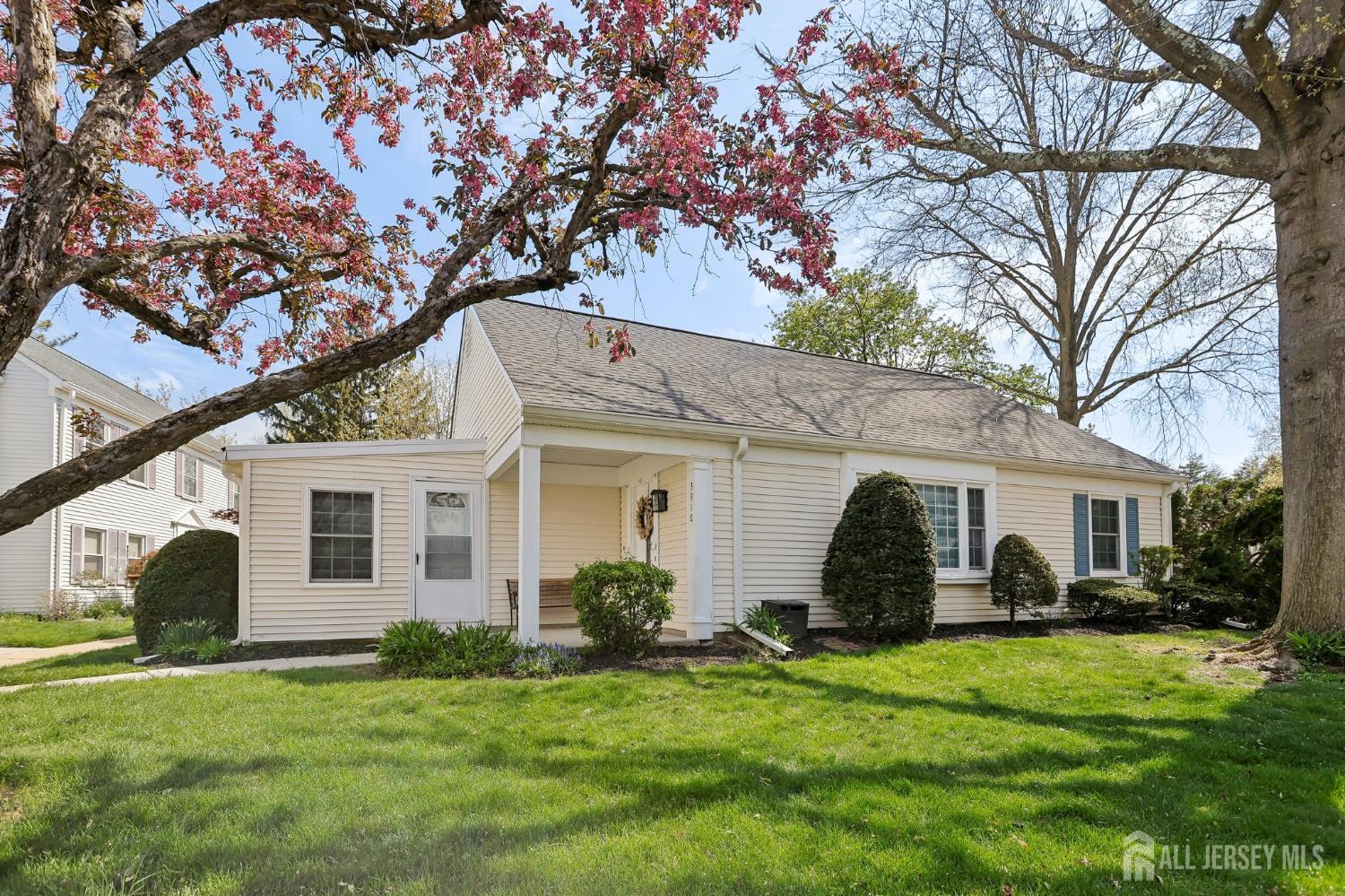 274 College, Edison, NJ, 08817