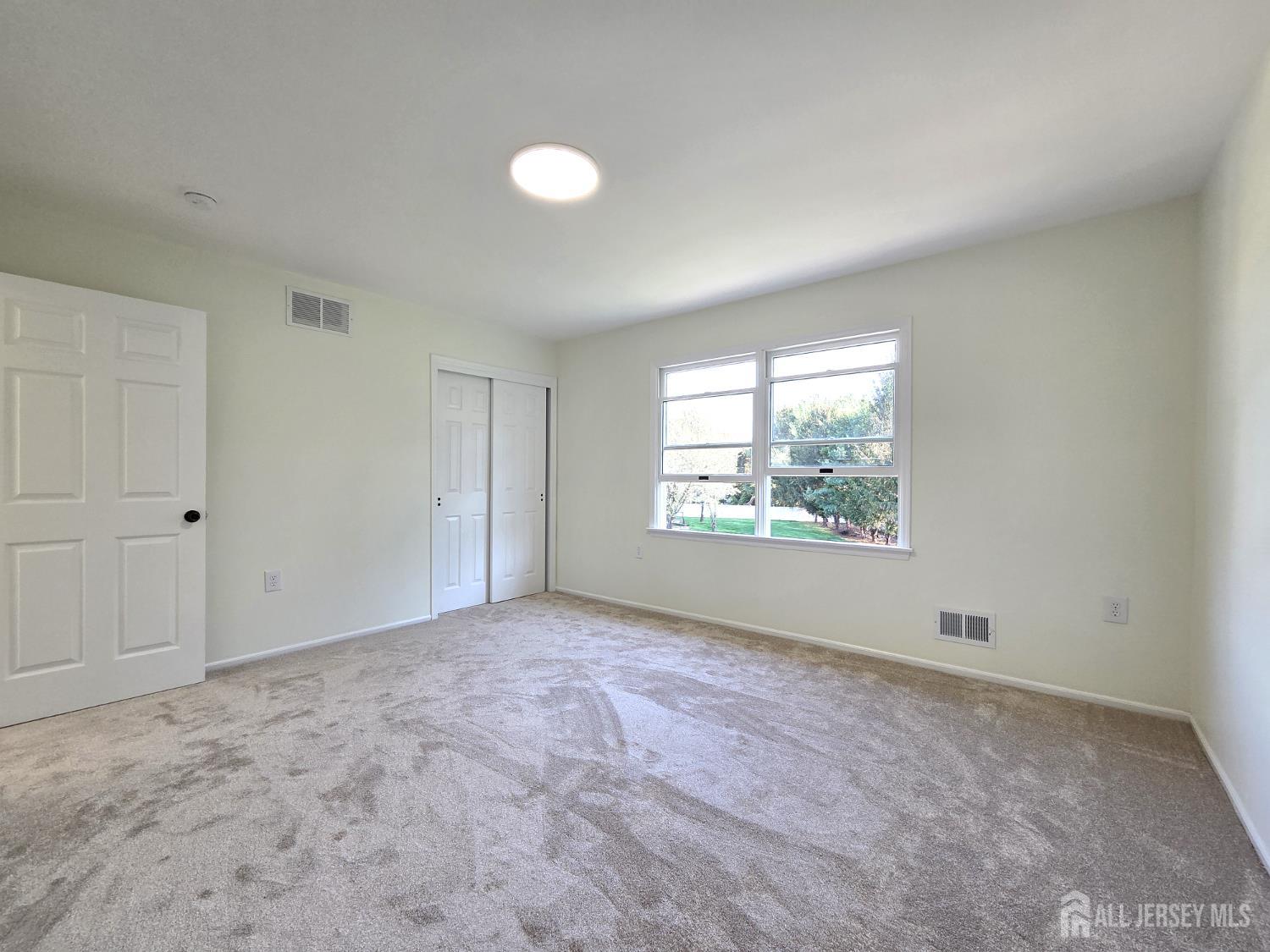 1 Alexander, Monroe, NJ, 08831