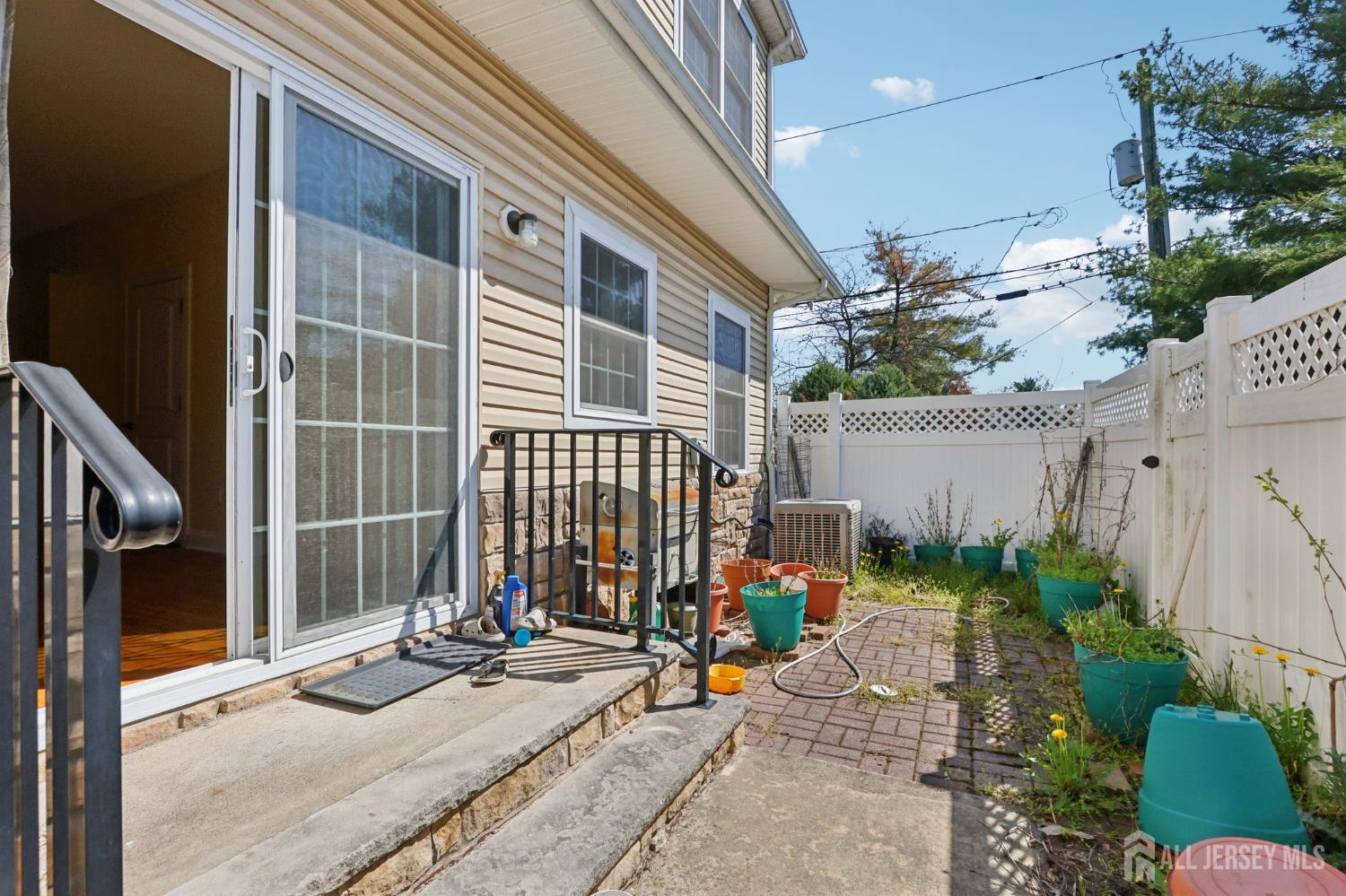 32 Cinder UNIT 3, Edison, NJ, 08820