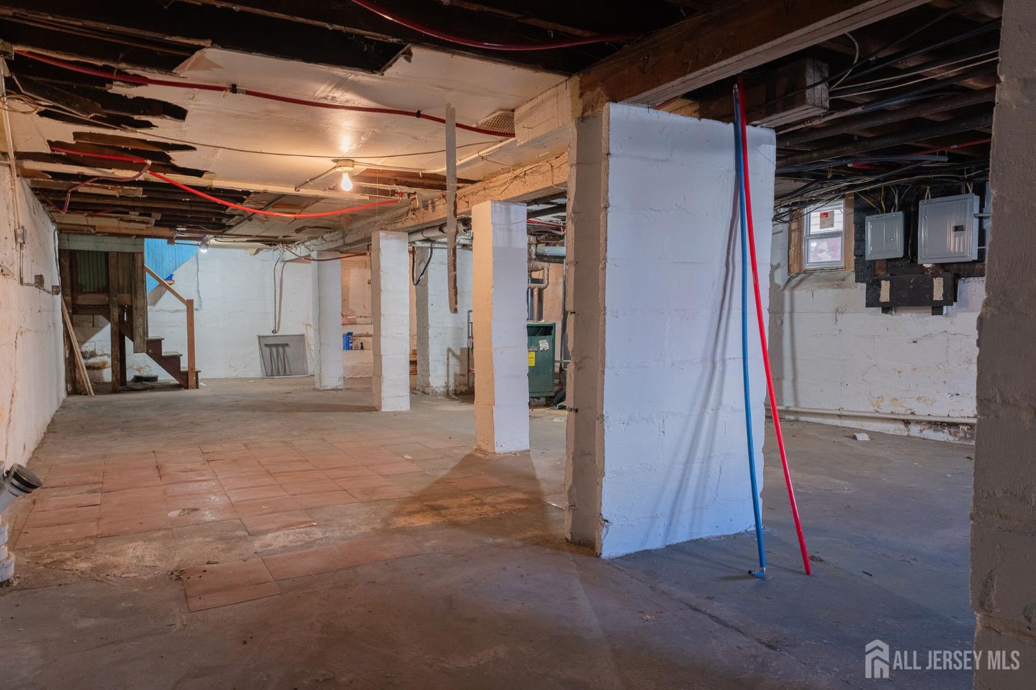 211 N 13th, Newark, NJ, 07107