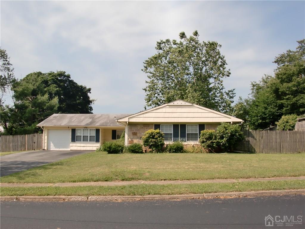 1 Tripplet, Franklin, NJ, 08873