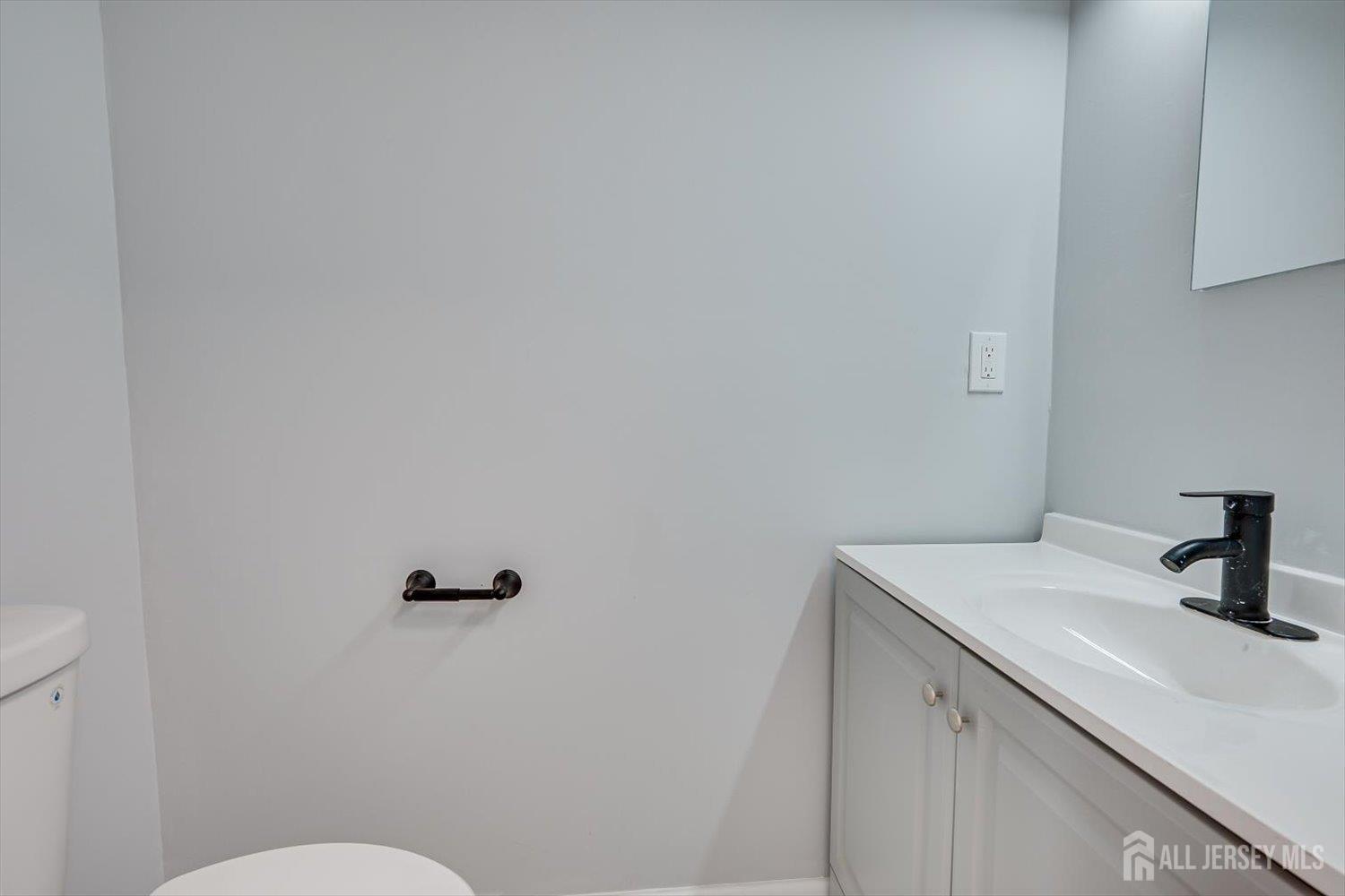 203 Canterbury, East Windsor, NJ, 08520