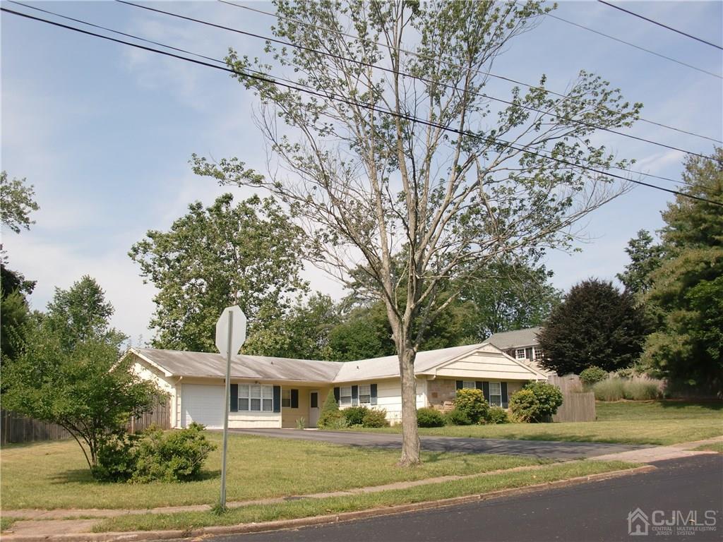 1 Tripplet, Franklin, NJ, 08873
