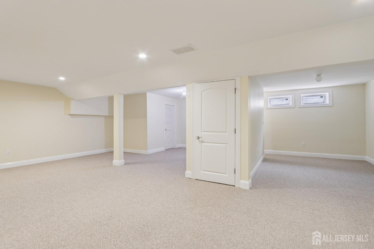 32 Cinder UNIT 3, Edison, NJ, 08820