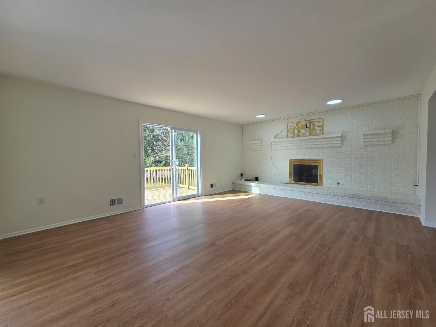 1 Alexander, Monroe, NJ, 08831