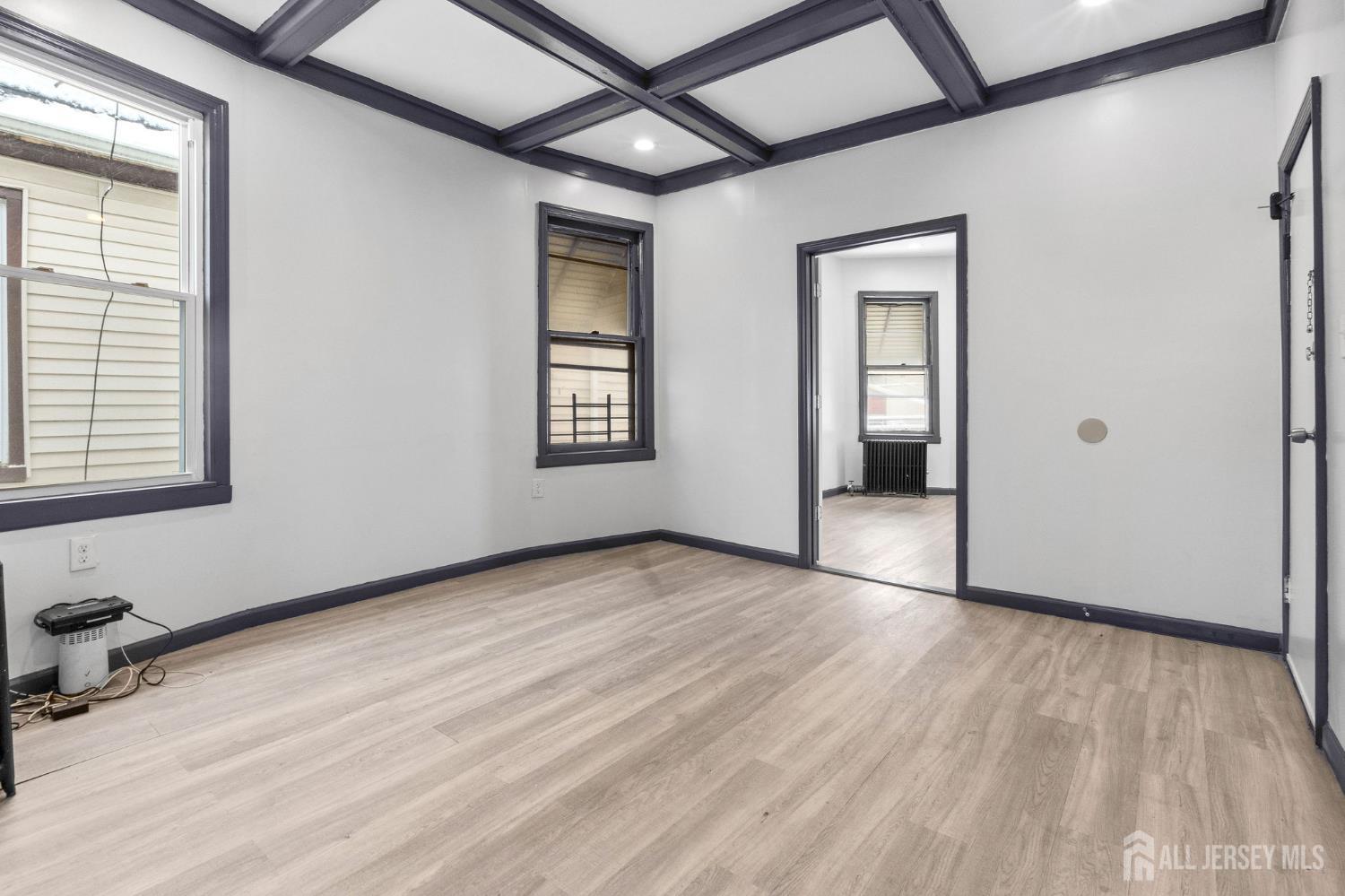 211 N 13th, Newark, NJ, 07107