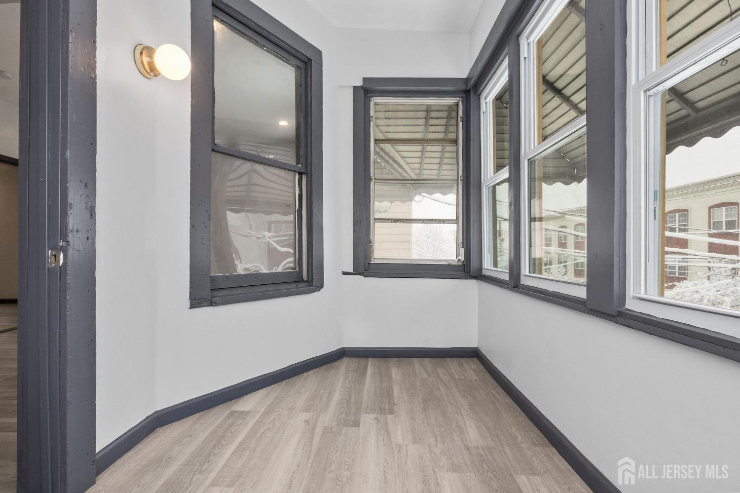 211 N 13th, Newark, NJ, 07107