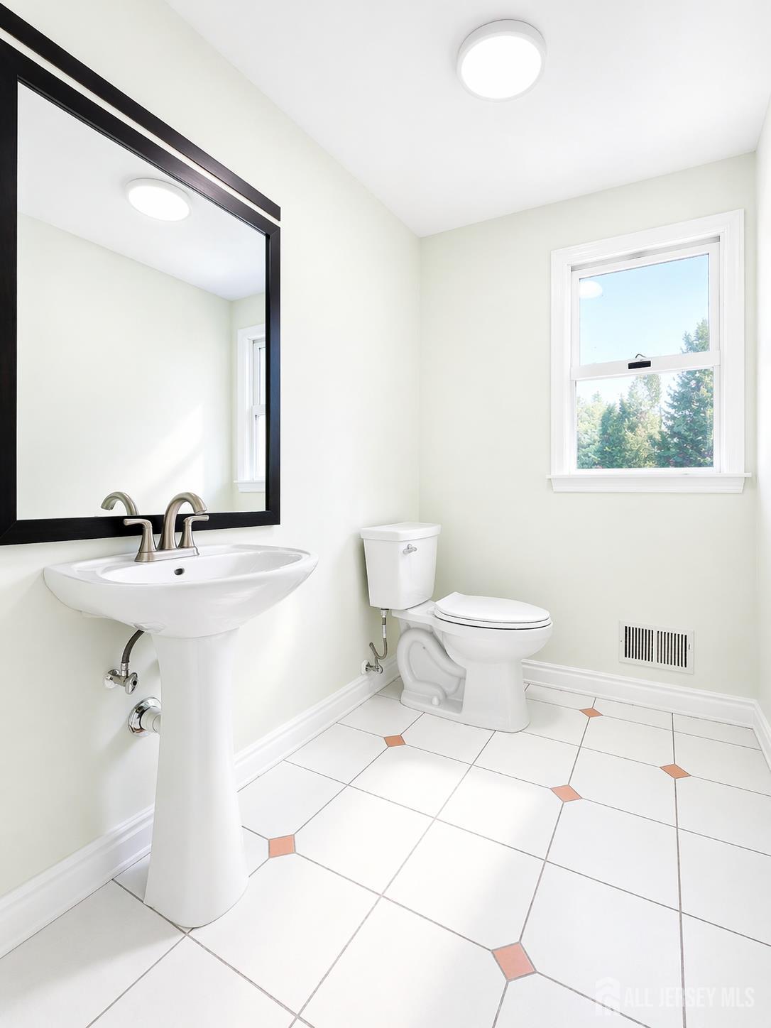 1 Alexander, Monroe, NJ, 08831