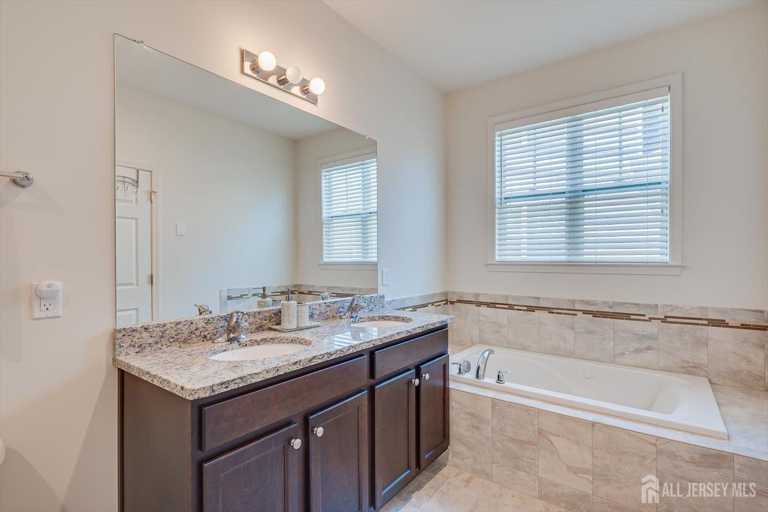 15 Potter, Hillsborough, NJ, 08844