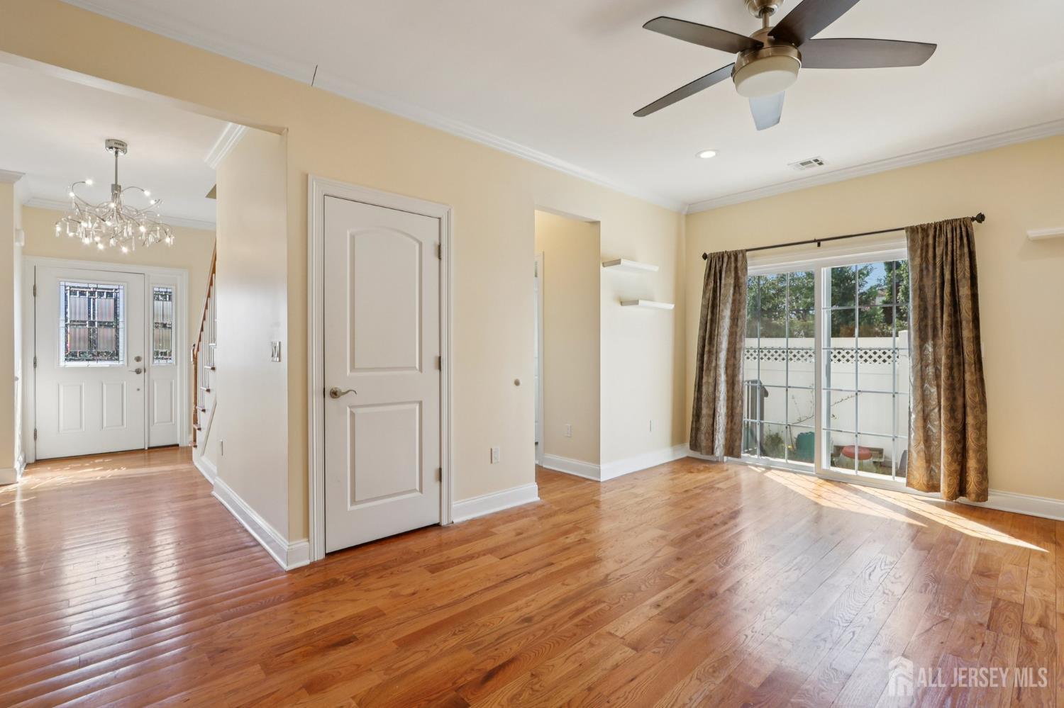 32 Cinder UNIT 3, Edison, NJ, 08820