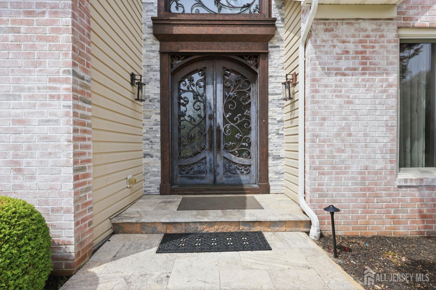 6 Deerfield, Monroe, NJ, 08831