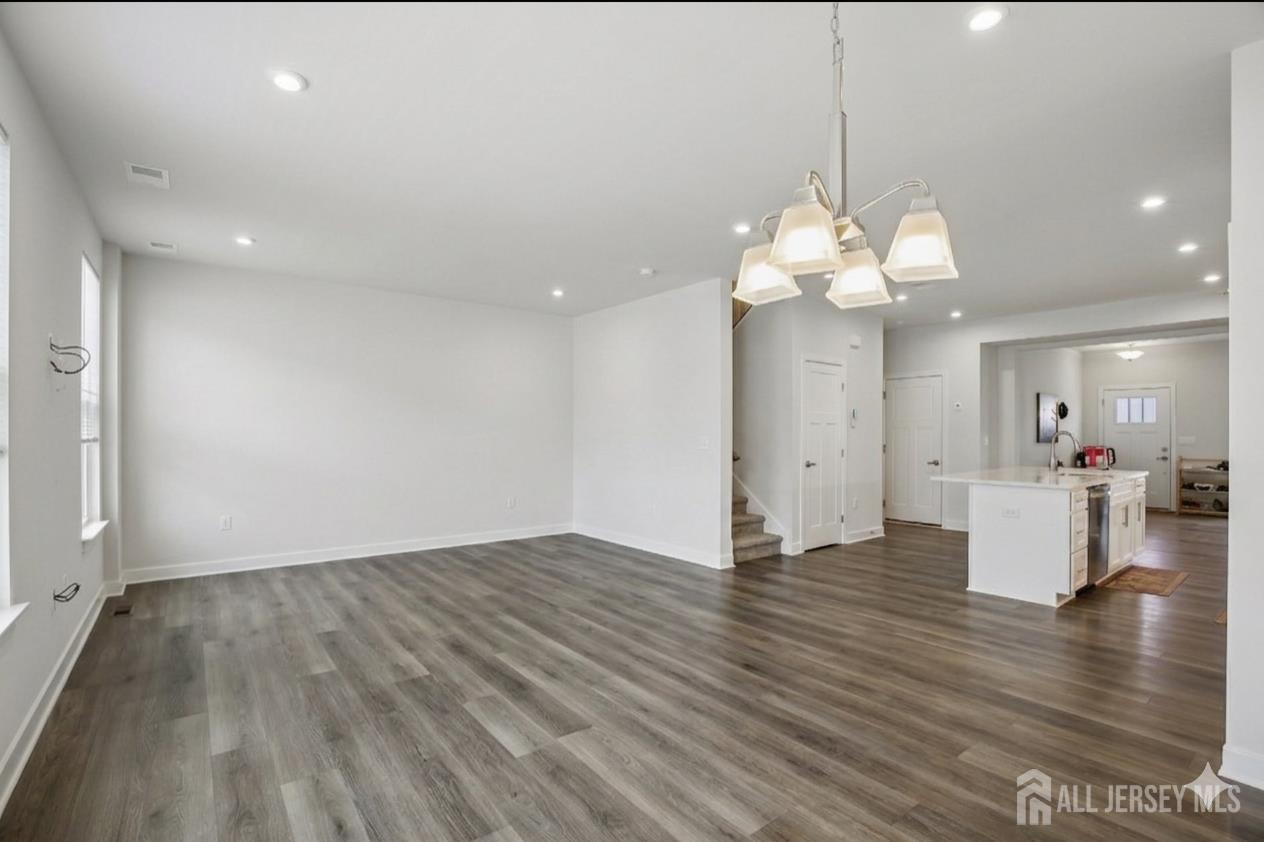 49 Owen, Franklin Twsp, NJ, 08873