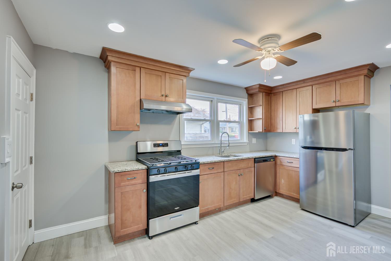 36 2nd UNIT A, Port Reading, NJ, 07064