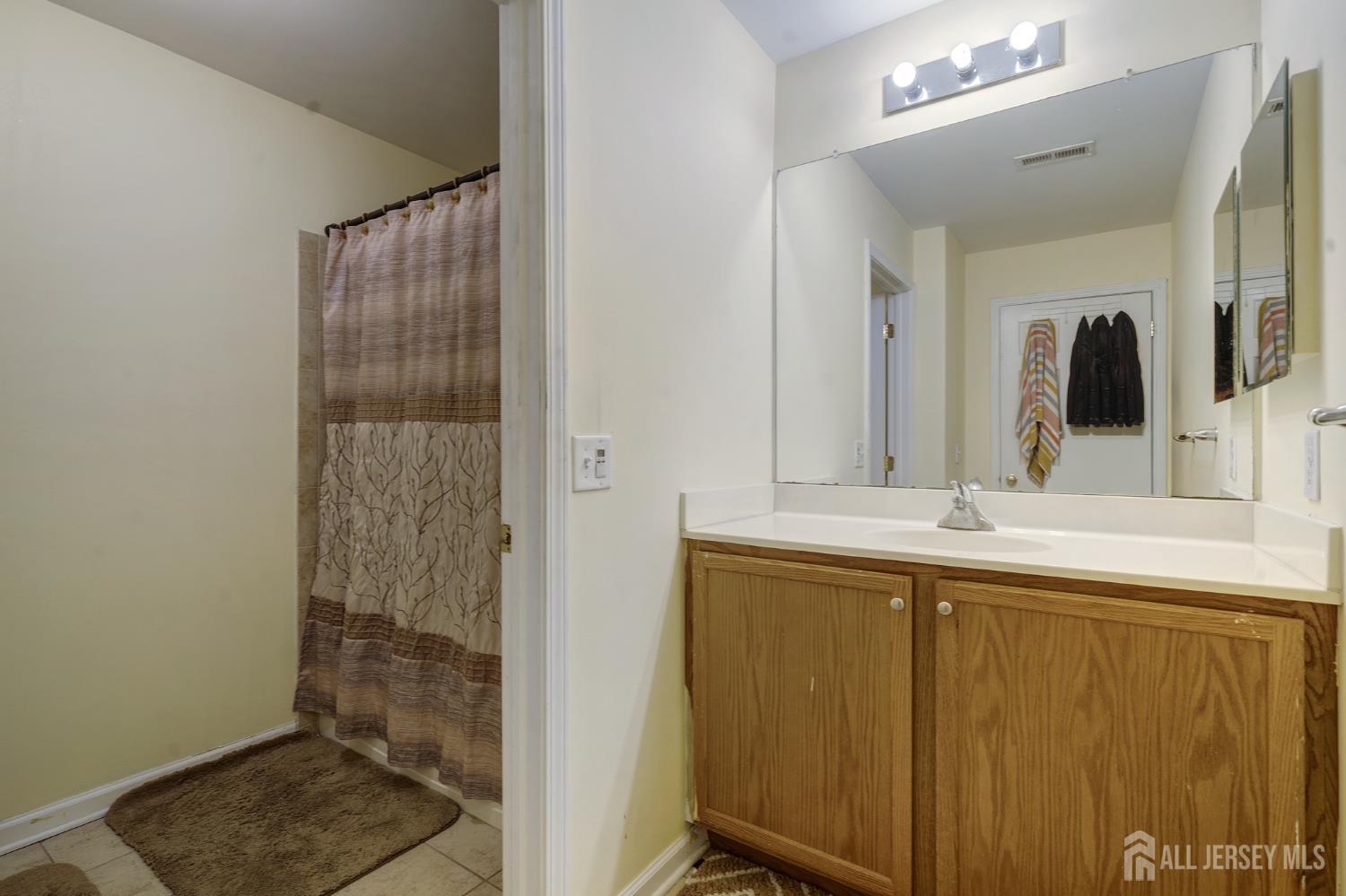 50 Dahlia, Piscataway, NJ, 08854