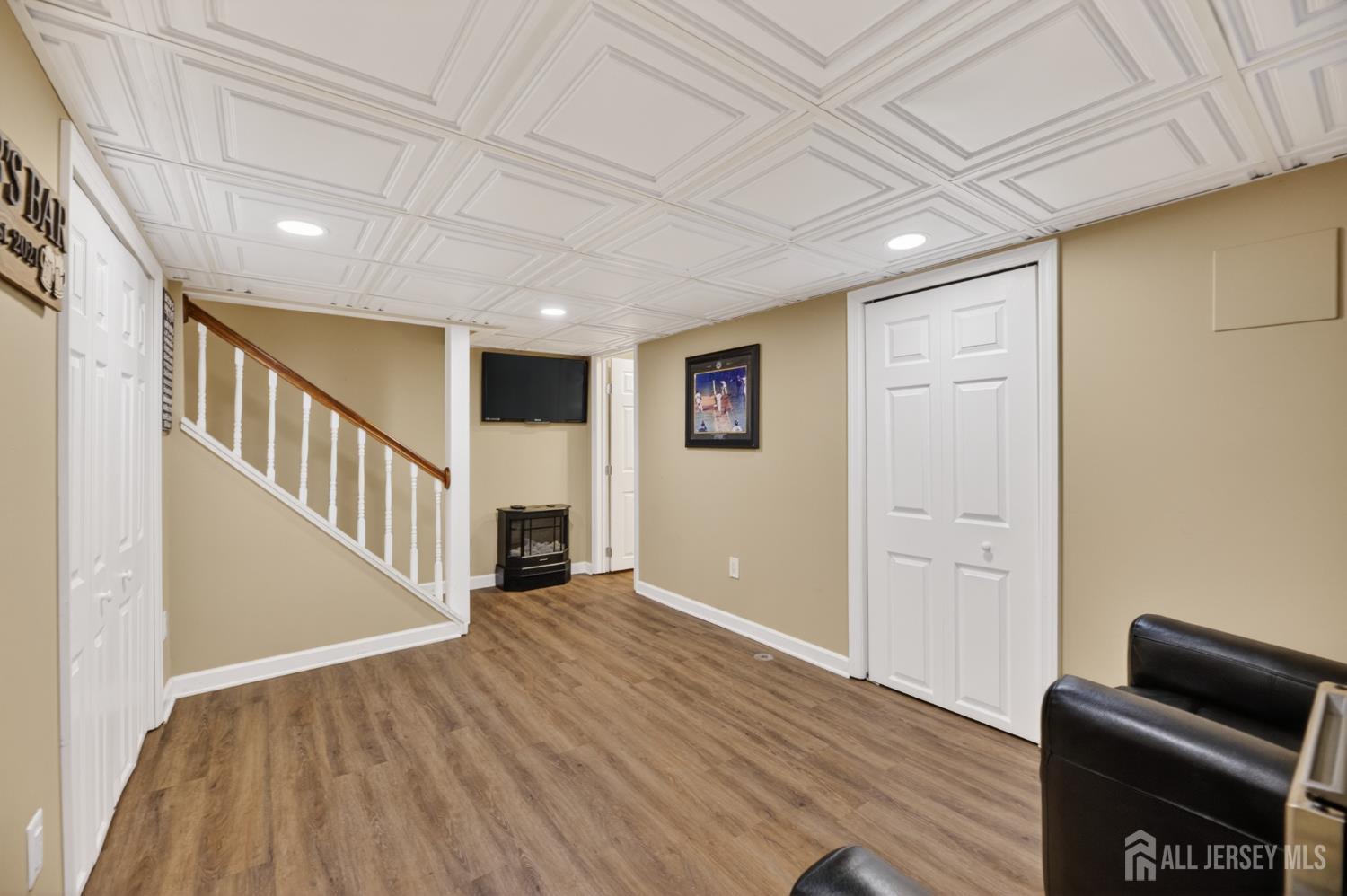 30 Harrison, Parlin, NJ, 08859