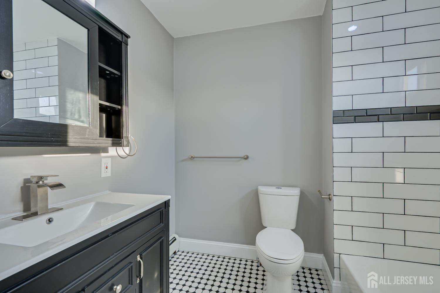 36 2nd UNIT A, Port Reading, NJ, 07064