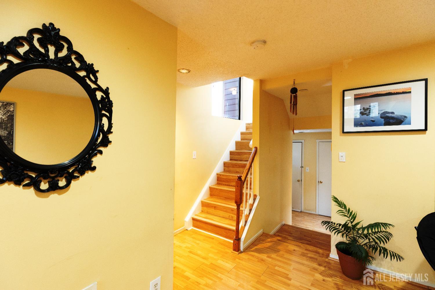 251 Sayre, Plainsboro, NJ, 08540