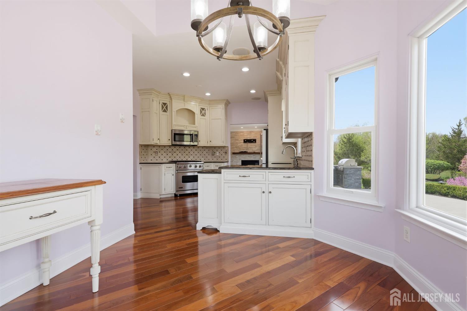 6 Deerfield, Monroe, NJ, 08831