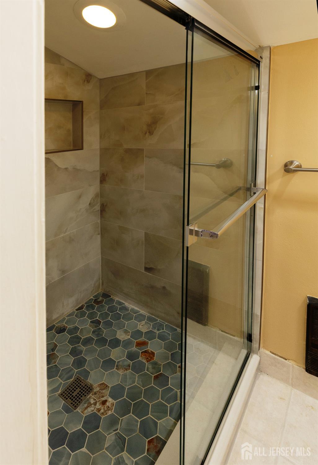 251 Sayre, Plainsboro, NJ, 08540