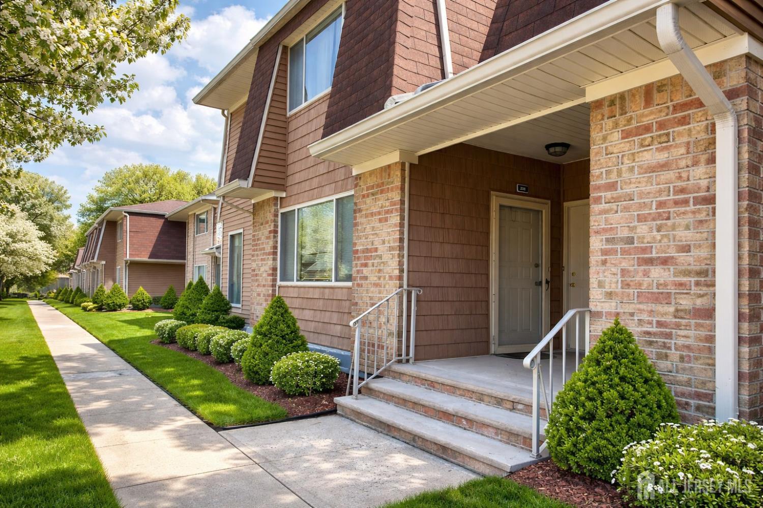 203 Mandon UNIT 2, South Brunswick, NJ, 08540