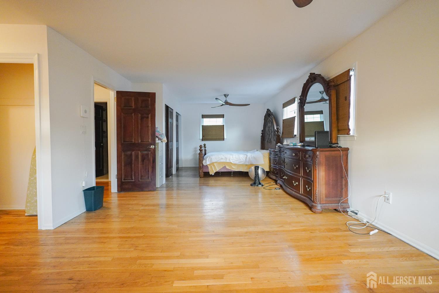 32 Eileen, Edison, NJ, 08837