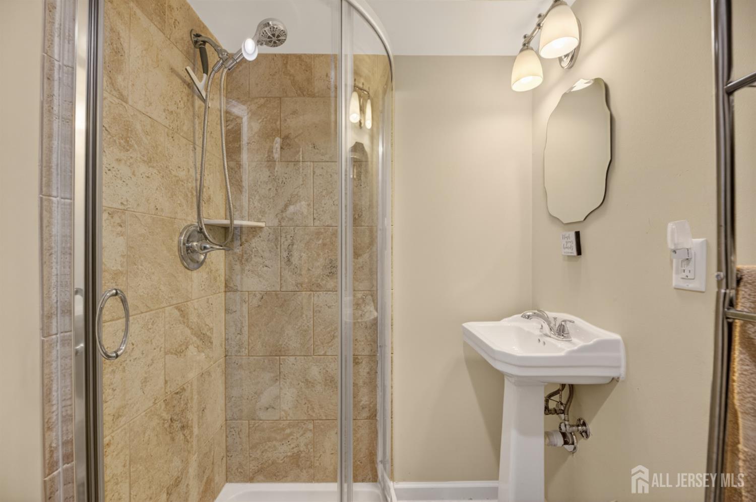 30 Harrison, Parlin, NJ, 08859