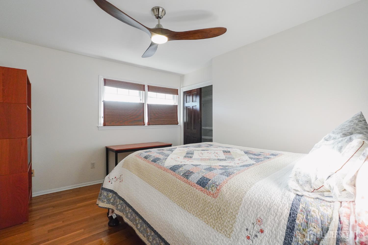 32 Eileen, Edison, NJ, 08837