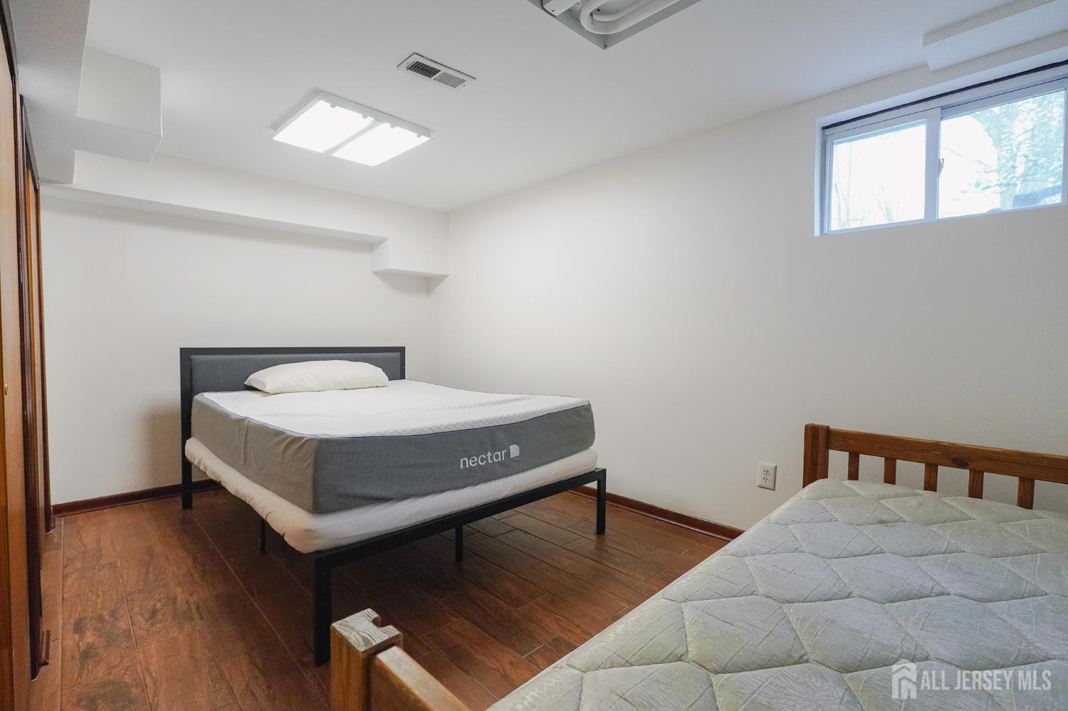 32 Eileen, Edison, NJ, 08837