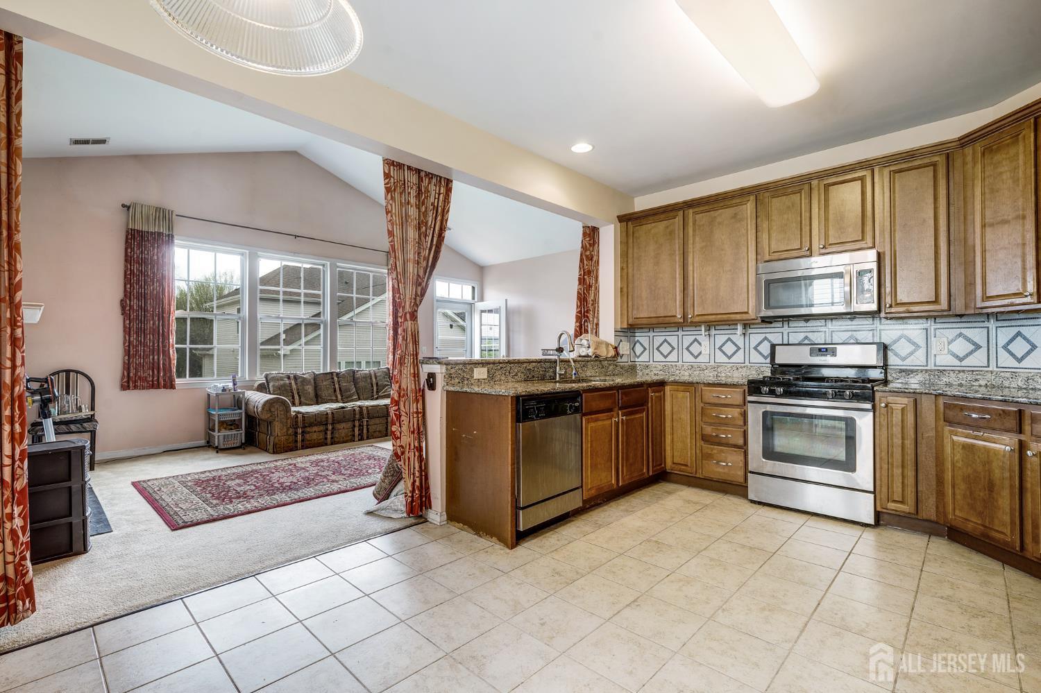 50 Dahlia, Piscataway, NJ, 08854