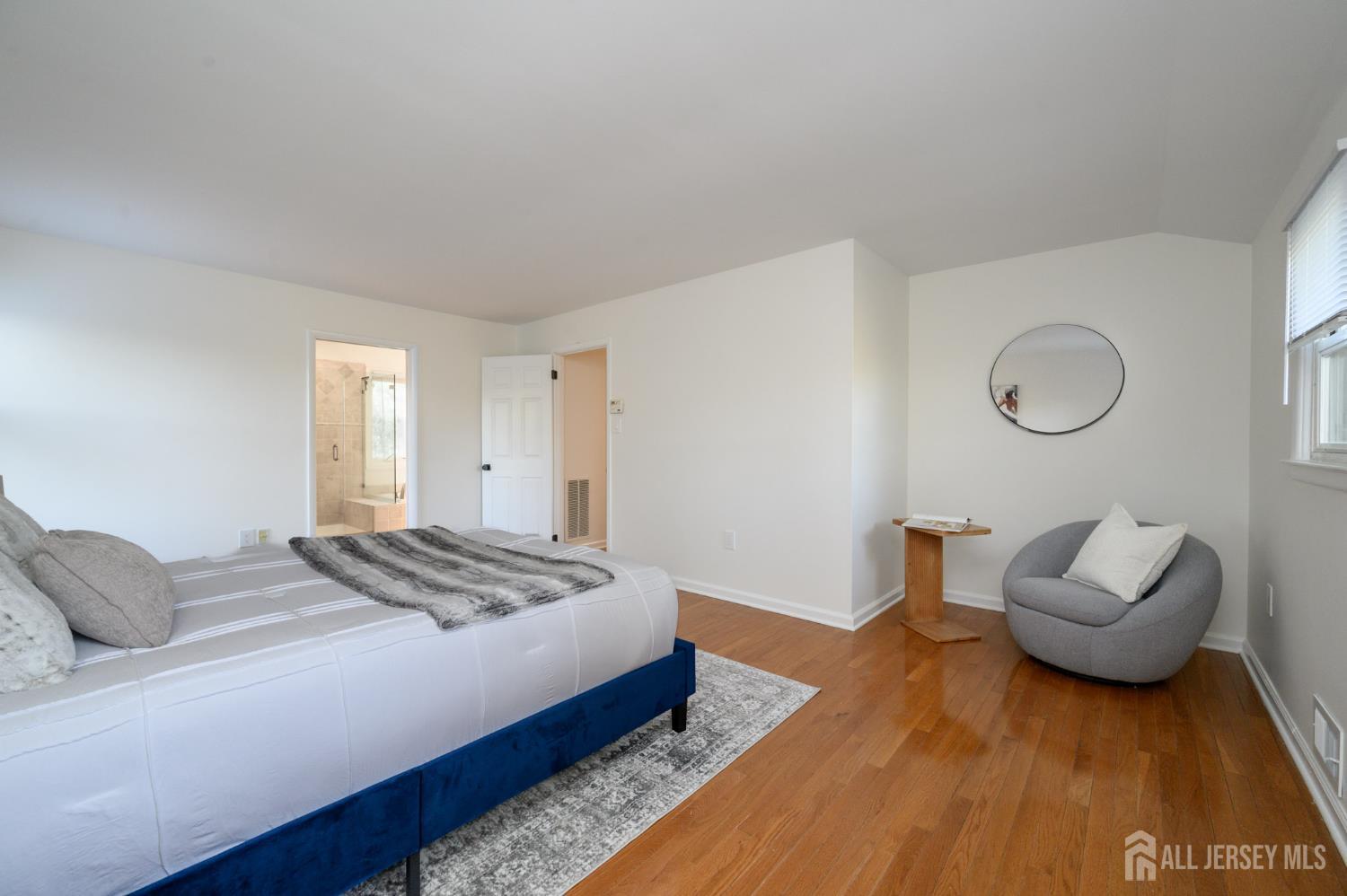 333 River, Branchburg, NJ, 08876