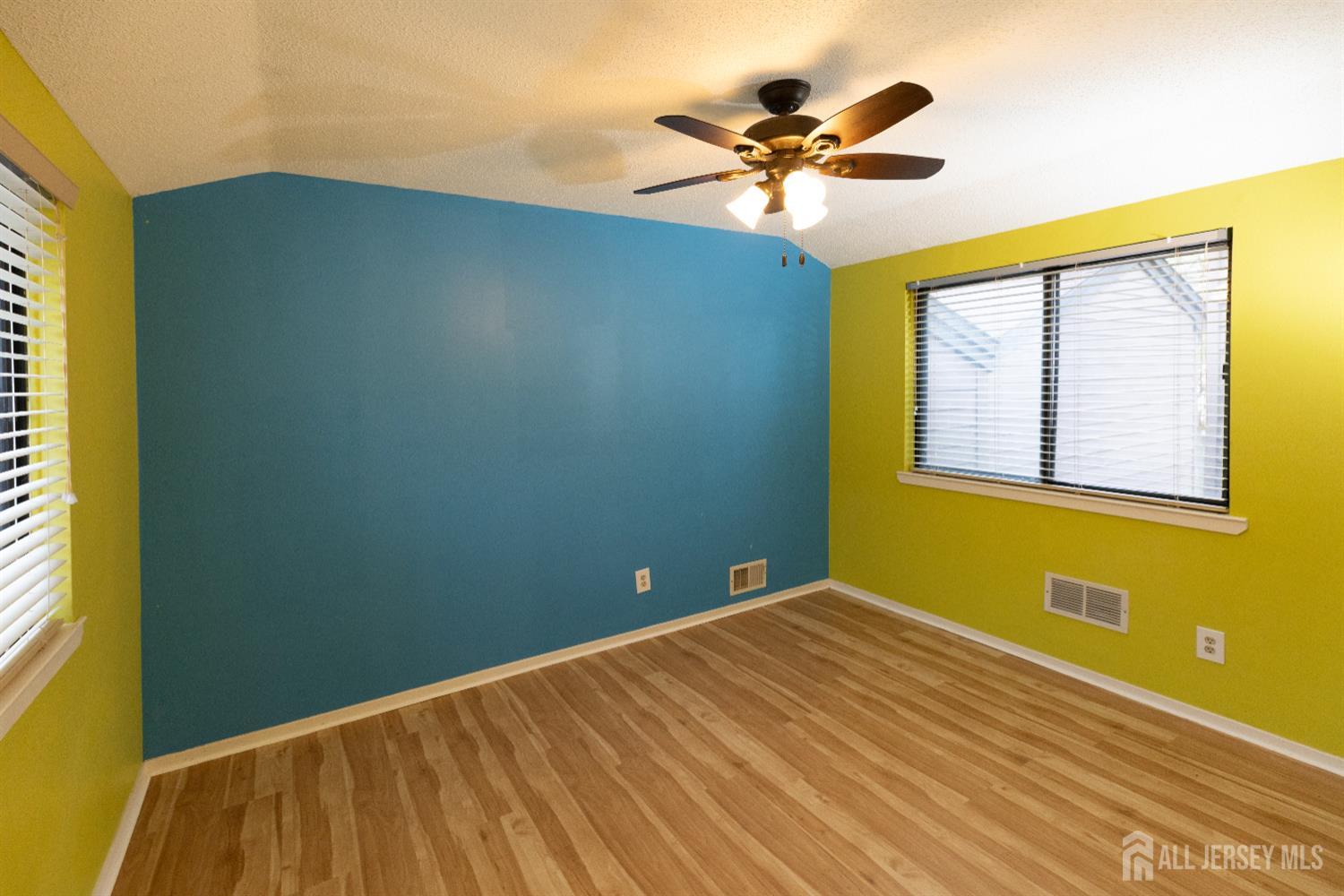 251 Sayre, Plainsboro, NJ, 08540