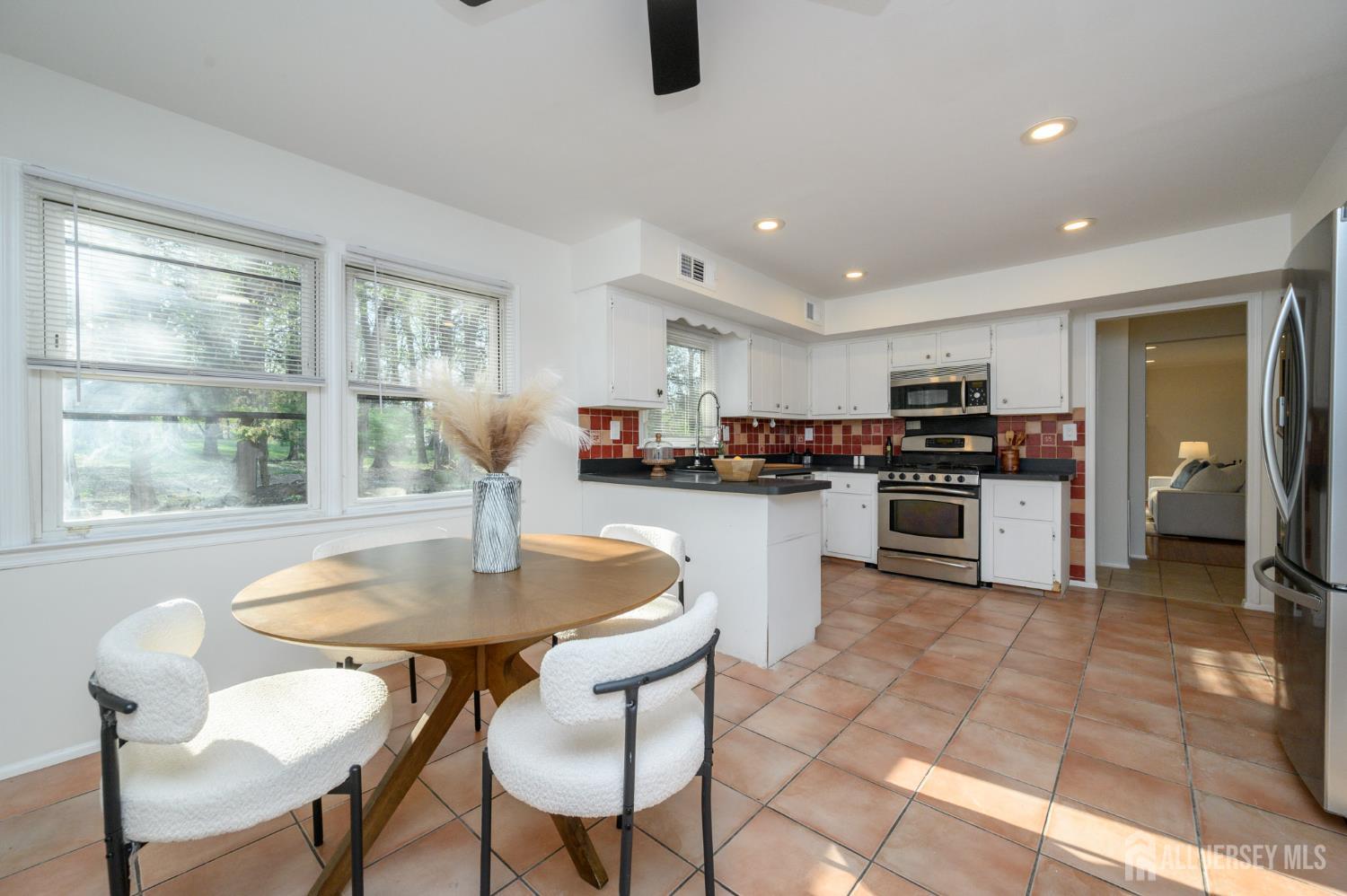 333 River, Branchburg, NJ, 08876