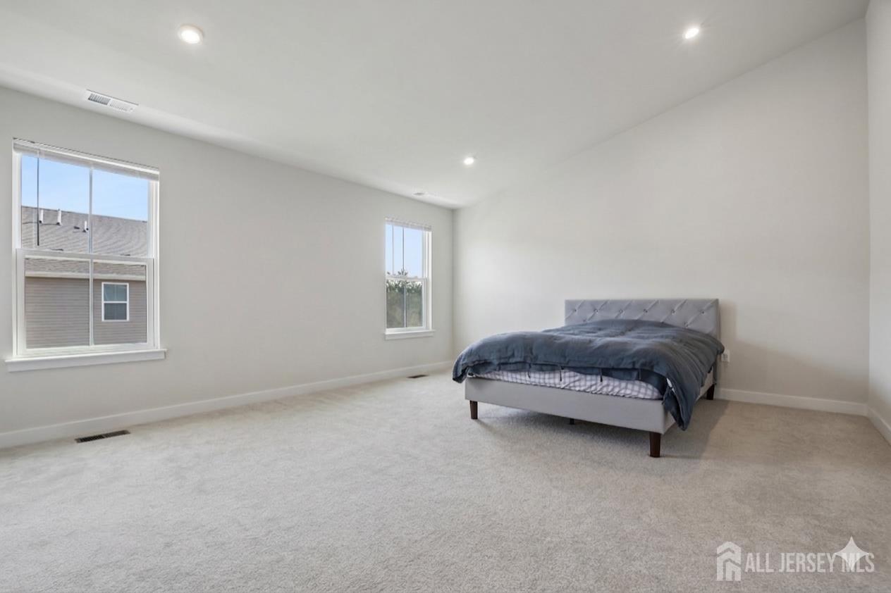 49 Owen, Franklin Twsp, NJ, 08873