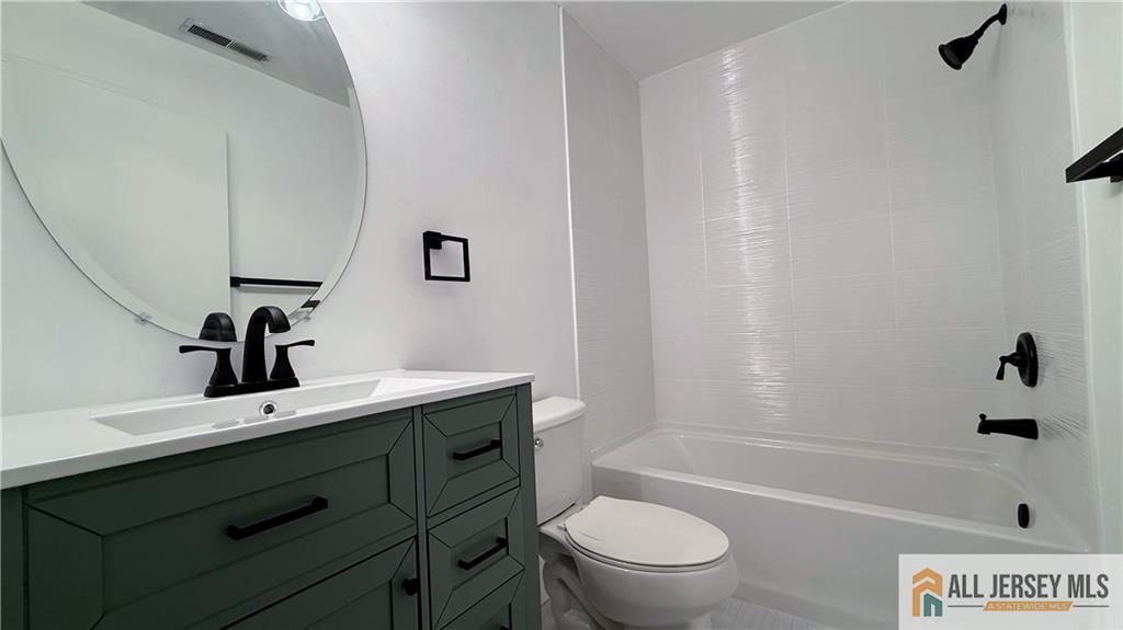 13 Powell UNIT 24, Hightstown, NJ, 08520