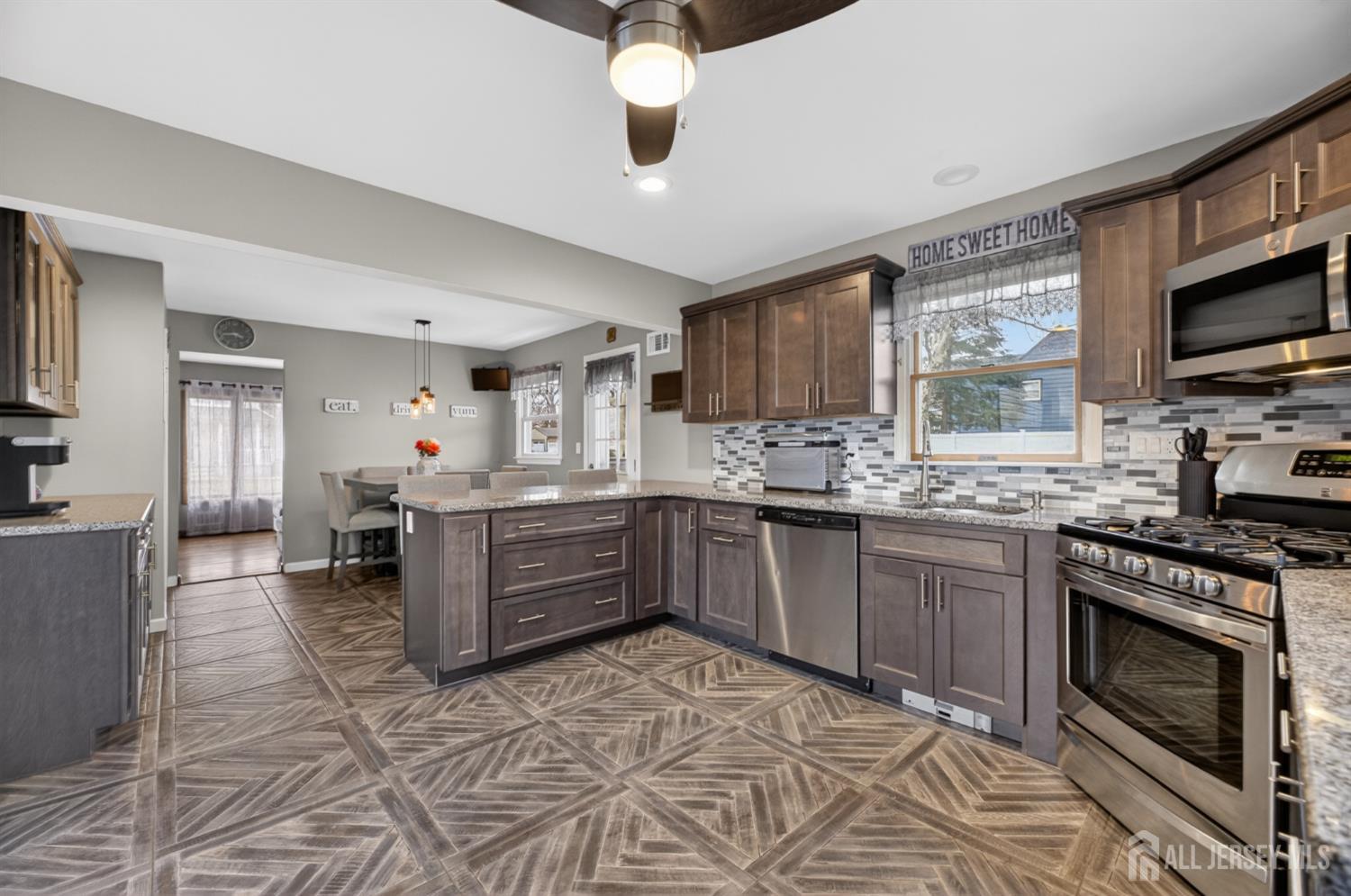 30 Harrison, Parlin, NJ, 08859