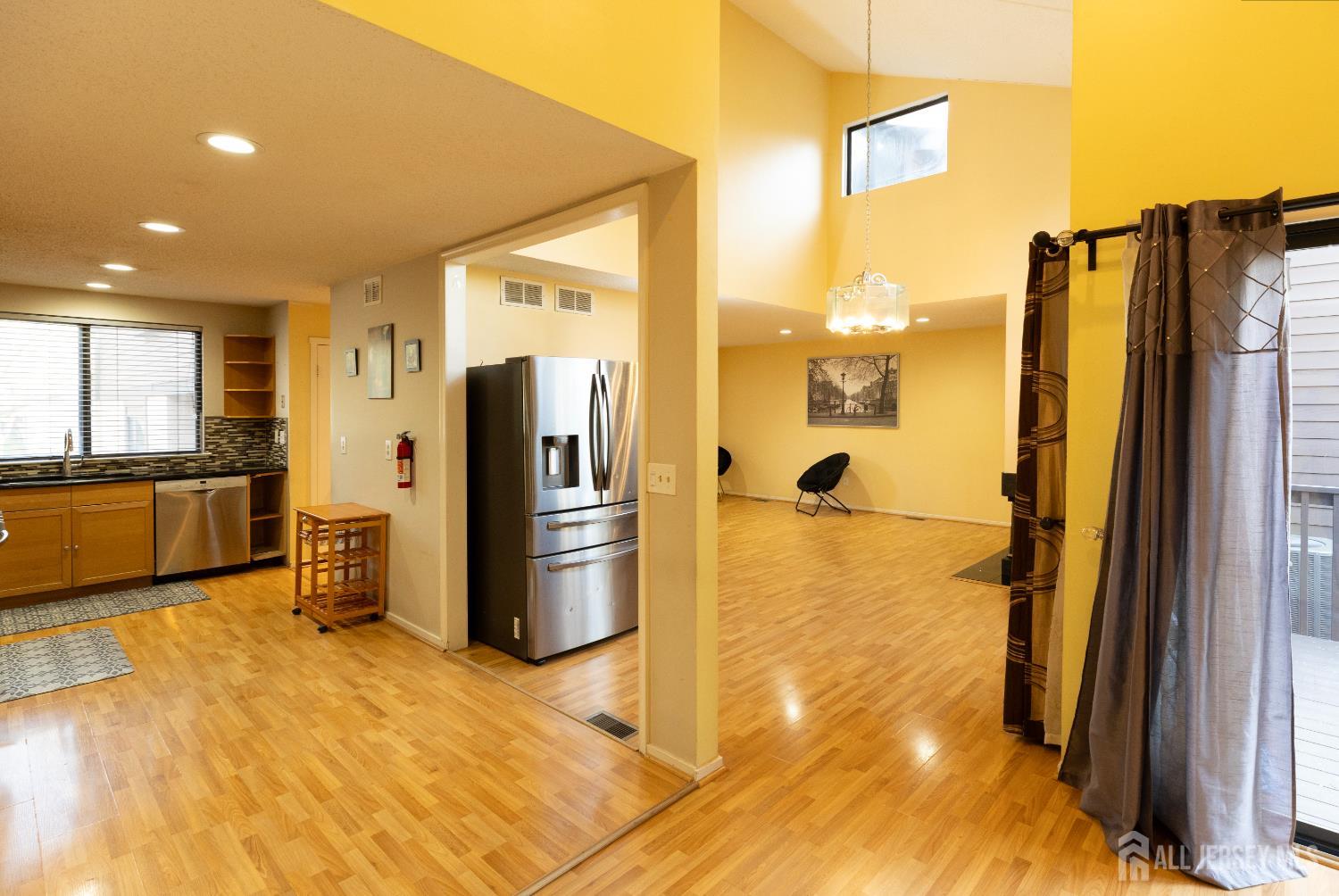 251 Sayre, Plainsboro, NJ, 08540